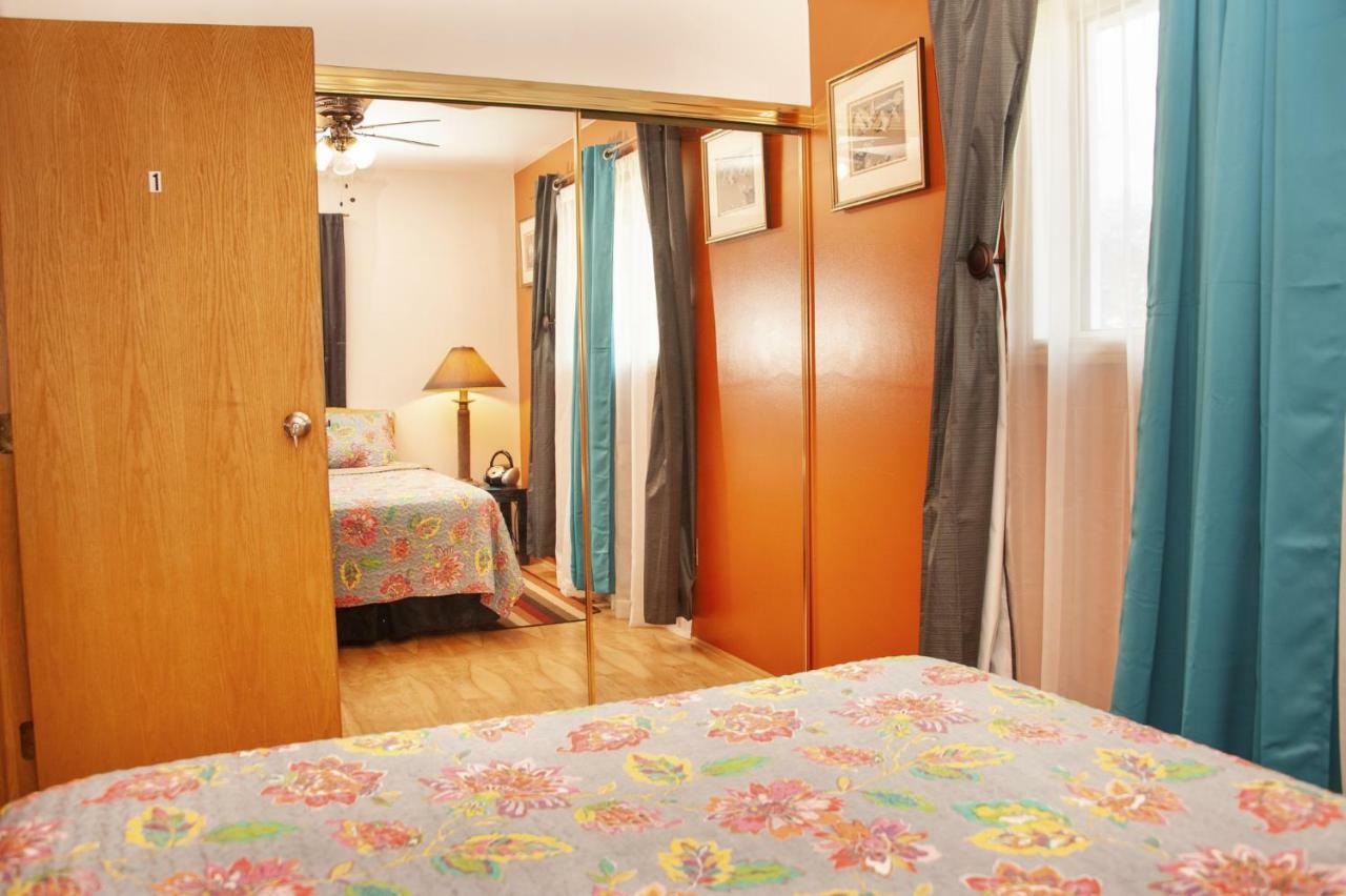Tiga Bed And Breakfast Йеллоунайф Экстерьер фото